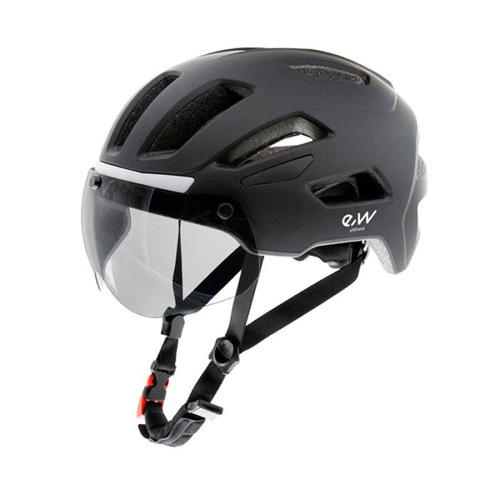 casco con visera